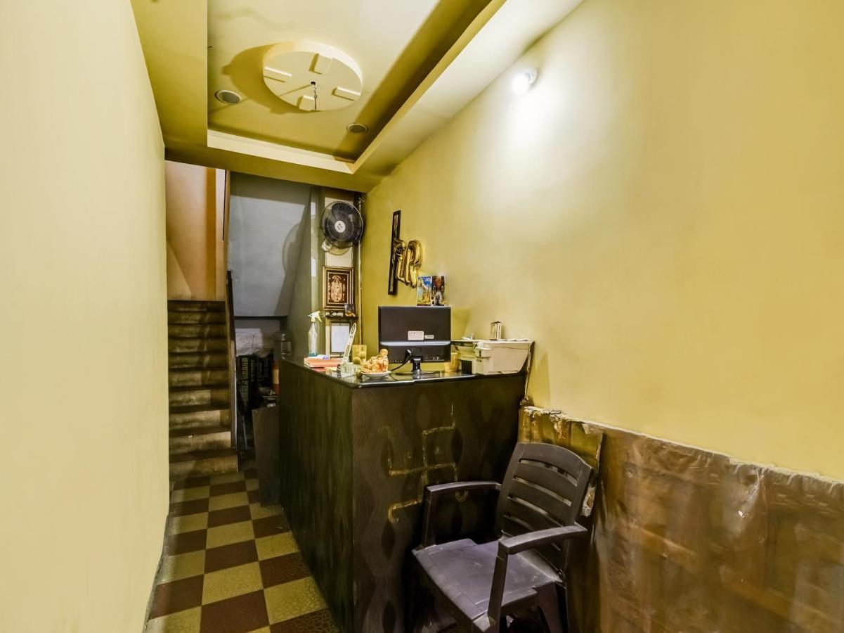 Oyo 84039 Tirumala Grand Rājahmundry Εξωτερικό φωτογραφία