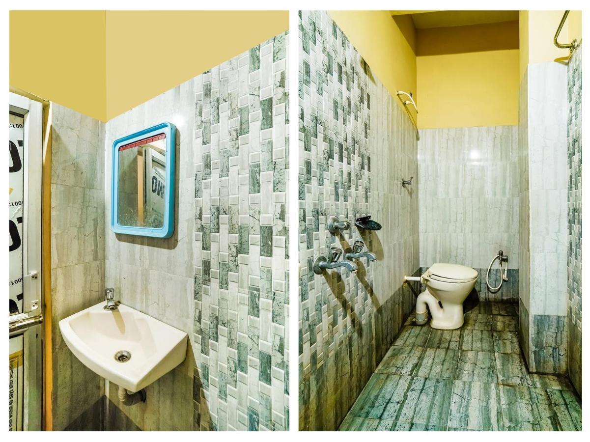Oyo 84039 Tirumala Grand Rājahmundry Εξωτερικό φωτογραφία