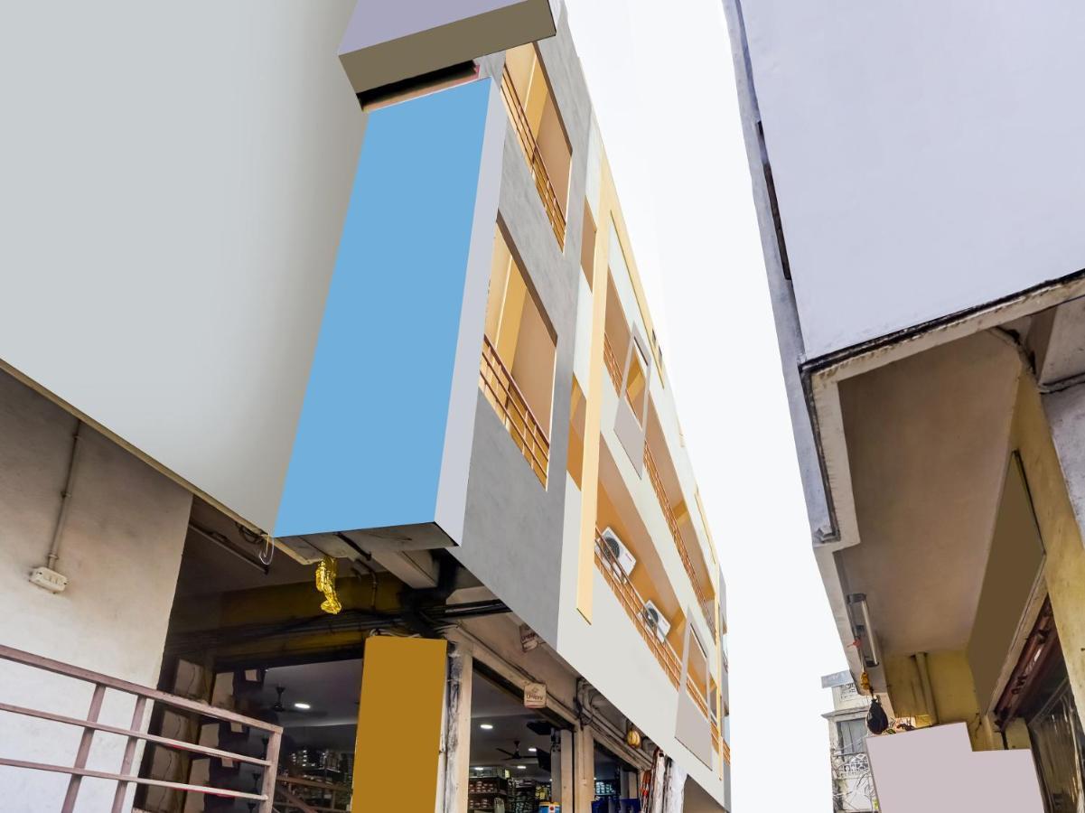 Oyo 84039 Tirumala Grand Rājahmundry Εξωτερικό φωτογραφία