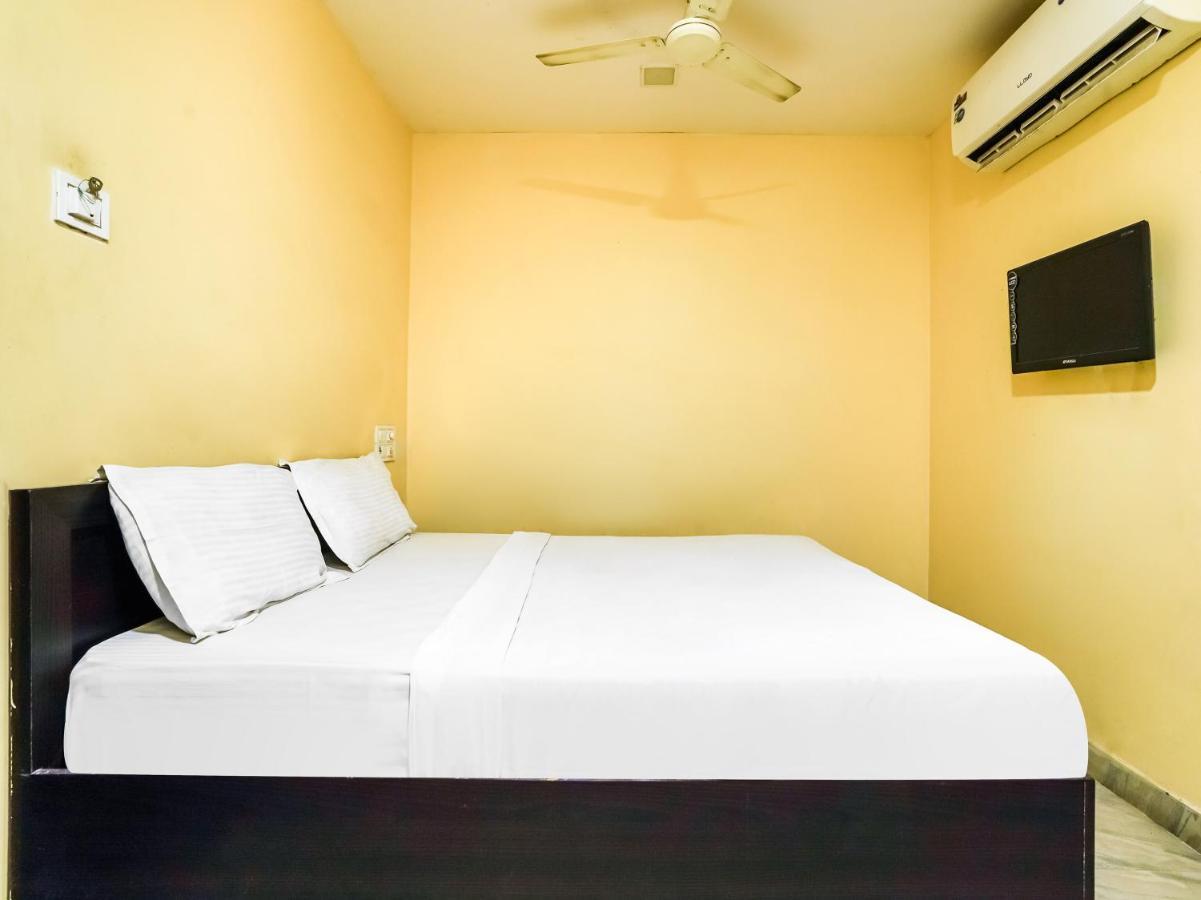 Oyo 84039 Tirumala Grand Rājahmundry Εξωτερικό φωτογραφία