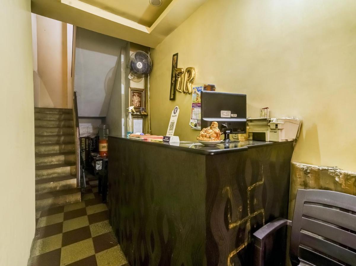 Oyo 84039 Tirumala Grand Rājahmundry Εξωτερικό φωτογραφία